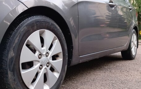 KIA Rio III рестайлинг, 2012 год, 800 000 рублей, 10 фотография