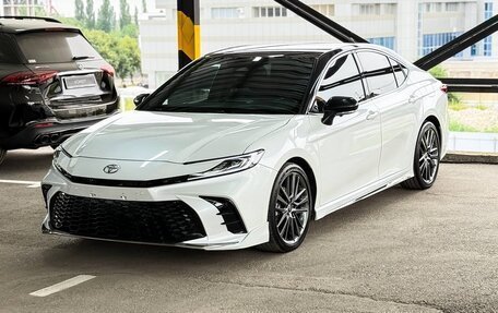 Toyota Camry, 2024 год, 3 450 000 рублей, 2 фотография