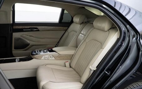 Genesis G90 I рестайлинг, 2016 год, 2 199 000 рублей, 25 фотография