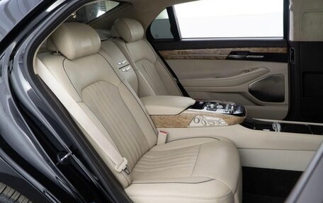 Genesis G90 I рестайлинг, 2016 год, 2 199 000 рублей, 19 фотография
