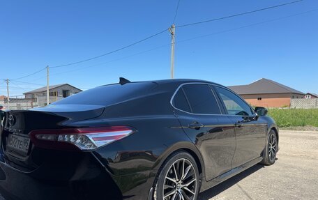 Toyota Camry, 2019 год, 2 280 000 рублей, 2 фотография