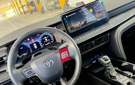 Toyota Camry, 2025 год, 3 700 000 рублей, 12 фотография