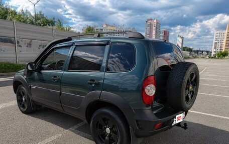 Chevrolet Niva I рестайлинг, 2013 год, 650 000 рублей, 2 фотография
