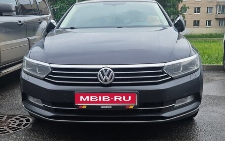 Volkswagen Passat B8 рестайлинг, 2019 год, 2 600 000 рублей, 2 фотография