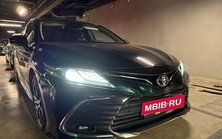 Toyota Camry, 2023 год, 3 300 000 рублей, 5 фотография
