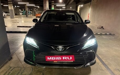 Toyota Camry, 2023 год, 3 300 000 рублей, 7 фотография