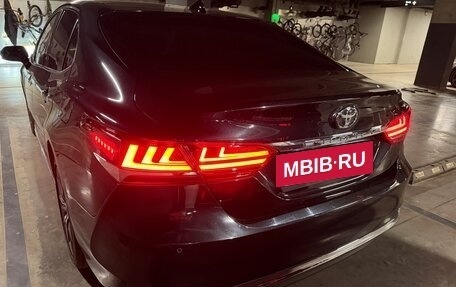 Toyota Camry, 2023 год, 3 300 000 рублей, 9 фотография