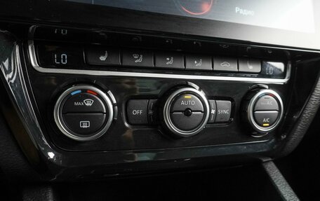 Volkswagen Jetta VI, 2013 год, 929 000 рублей, 13 фотография