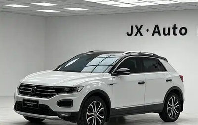 Volkswagen T-Roc I, 2021 год, 1 375 000 рублей, 1 фотография