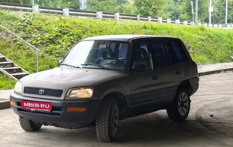 Toyota RAV4, 1996 год, 350 000 рублей, 3 фотография
