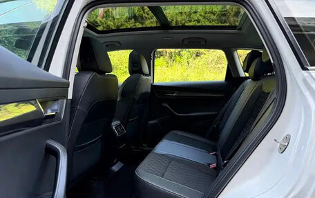 Skoda Karoq I, 2018 год, 1 555 000 рублей, 2 фотография