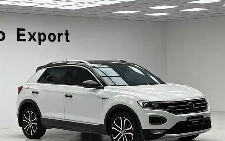 Volkswagen T-Roc I, 2021 год, 1 375 000 рублей, 19 фотография
