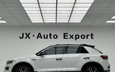 Volkswagen T-Roc I, 2021 год, 1 375 000 рублей, 22 фотография