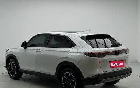 Honda Vezel, 2023 год, 1 345 000 рублей, 6 фотография
