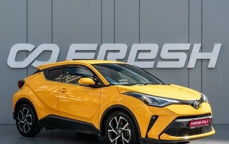 Toyota C-HR I рестайлинг, 2019 год, 1 870 000 рублей, 1 фотография