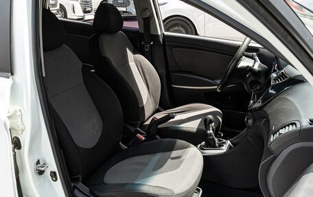Hyundai Solaris II рестайлинг, 2012 год, 680 000 рублей, 8 фотография