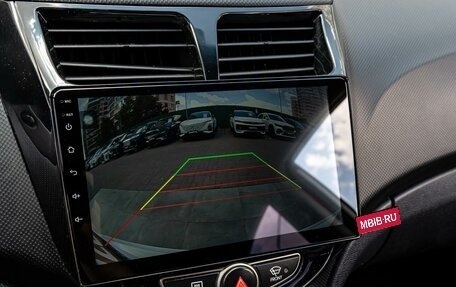 Hyundai Solaris II рестайлинг, 2012 год, 680 000 рублей, 13 фотография