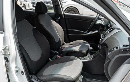 Hyundai Solaris II рестайлинг, 2013 год, 999 000 рублей, 8 фотография