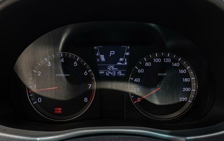 Hyundai Solaris II рестайлинг, 2013 год, 999 000 рублей, 15 фотография