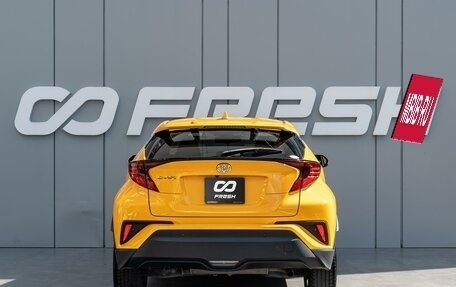 Toyota C-HR I рестайлинг, 2019 год, 1 870 000 рублей, 4 фотография