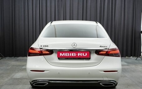 Mercedes-Benz E-Класс, 2020 год, 4 599 000 рублей, 5 фотография