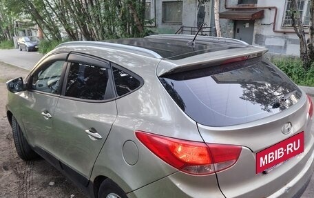 Hyundai ix35 I рестайлинг, 2010 год, 850 000 рублей, 4 фотография