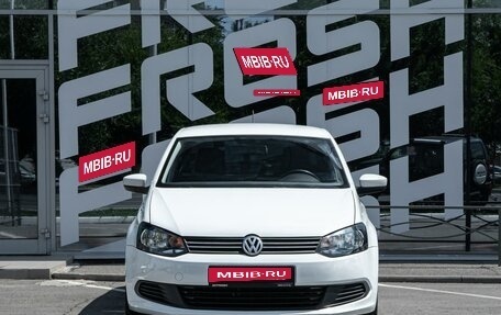 Volkswagen Polo VI (EU Market), 2015 год, 760 000 рублей, 3 фотография