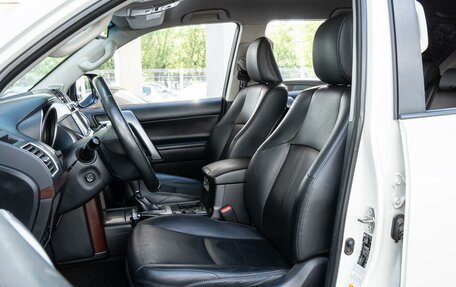 Toyota Land Cruiser Prado 150 рестайлинг 2, 2016 год, 4 099 000 рублей, 10 фотография