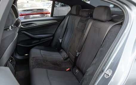 BMW 5 серия, 2017 год, 2 999 000 рублей, 16 фотография