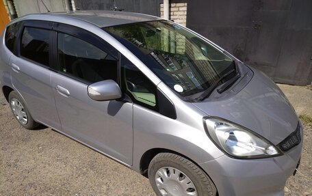 Honda Fit III, 2011 год, 690 000 рублей, 3 фотография