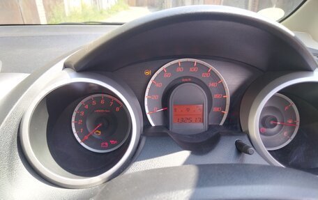 Honda Fit III, 2011 год, 690 000 рублей, 5 фотография