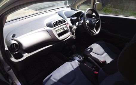 Honda Fit III, 2011 год, 690 000 рублей, 12 фотография