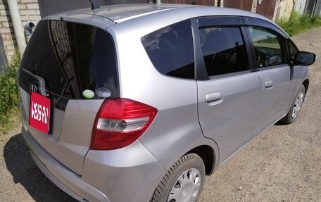 Honda Fit III, 2011 год, 690 000 рублей, 10 фотография