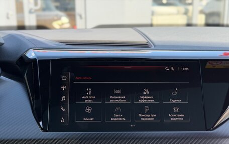 Audi e-tron GT, 2021 год, 7 000 000 рублей, 11 фотография