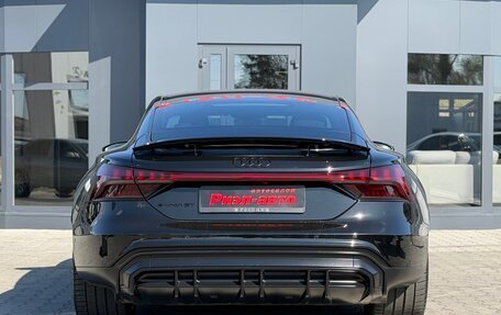 Audi e-tron GT, 2021 год, 7 000 000 рублей, 5 фотография