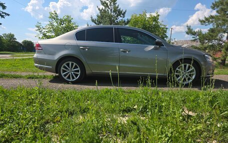 Volkswagen Passat B7, 2012 год, 1 199 000 рублей, 3 фотография
