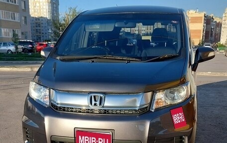 Honda Freed I, 2014 год, 1 200 000 рублей, 1 фотография