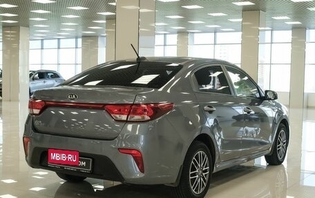 KIA Rio IV, 2018 год, 1 081 000 рублей, 2 фотография