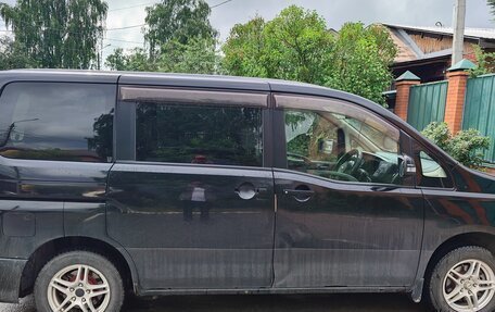Nissan Serena III, 2009 год, 730 000 рублей, 2 фотография
