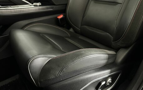 Geely Tugella FY11, 2023 год, 2 750 000 рублей, 10 фотография