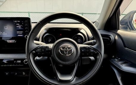 Toyota Yaris Cross, 2022 год, 1 515 000 рублей, 10 фотография
