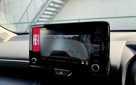 Toyota Yaris Cross, 2022 год, 1 515 000 рублей, 13 фотография