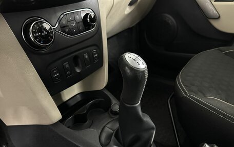 Renault Logan II, 2014 год, 680 000 рублей, 13 фотография