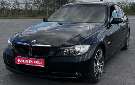 BMW 3 серия, 2005 год, 700 000 рублей, 1 фотография