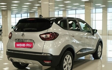 Renault Kaptur I рестайлинг, 2021 год, 1 624 000 рублей, 2 фотография
