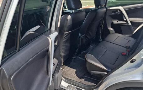 Toyota RAV4, 2013 год, 2 050 000 рублей, 14 фотография