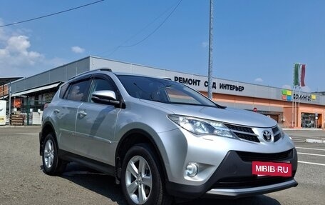Toyota RAV4, 2013 год, 2 050 000 рублей, 2 фотография