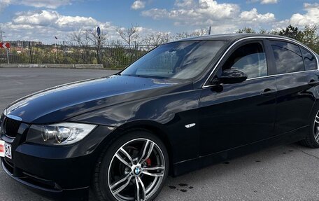 BMW 3 серия, 2005 год, 700 000 рублей, 2 фотография