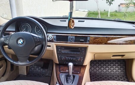 BMW 3 серия, 2005 год, 700 000 рублей, 10 фотография
