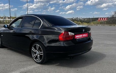 BMW 3 серия, 2005 год, 700 000 рублей, 4 фотография